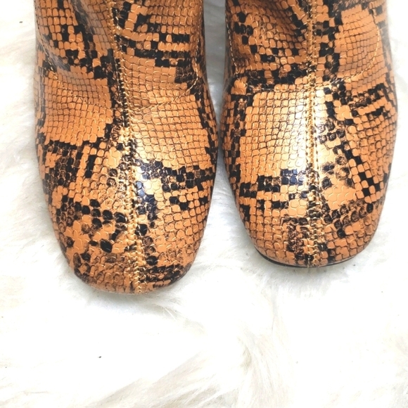 Public Desire ADDICT TAN SNAKESKIN SOCK FIT BLOCK HEELED ANKLE BOOTS 6 - Picture 12 of 14